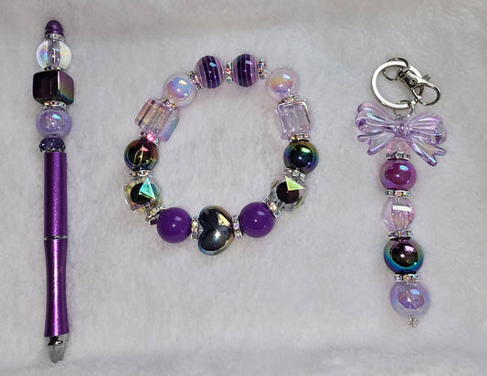 Beaded bracelet, pen & key chain