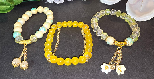 Yellow / Cream beaded bracelet set