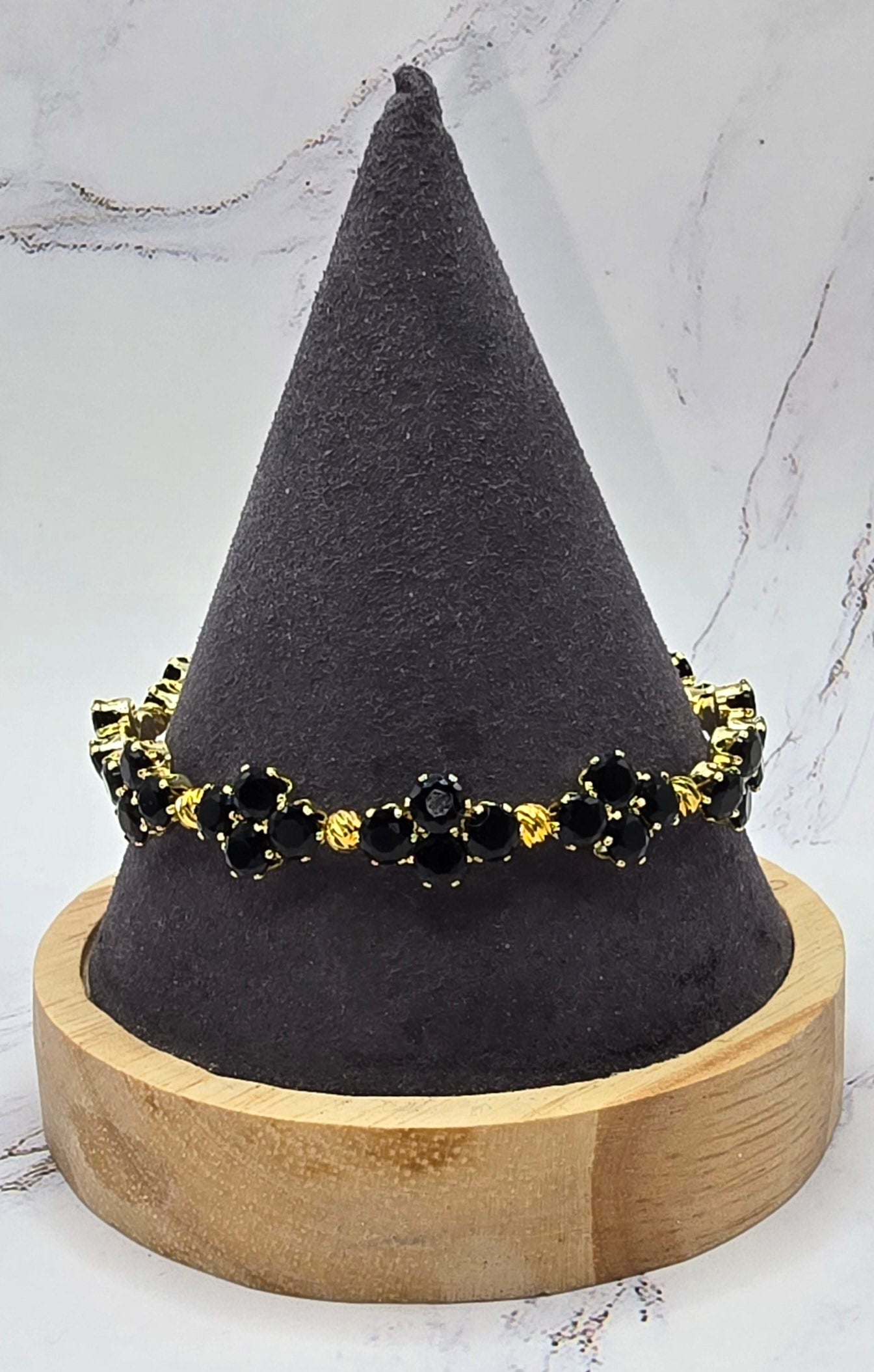 Black and Gold Jeweled Bracelet (8 inches)