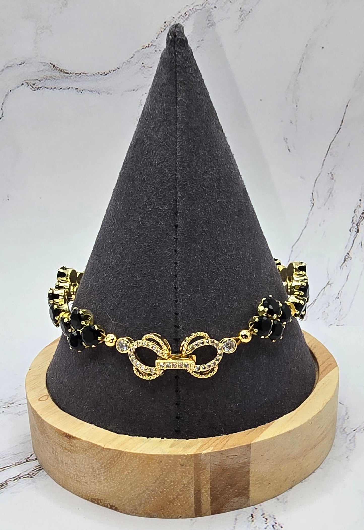 Black and Gold Jeweled Bracelet (8 inches)